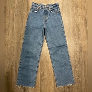 Levi’s Ribcage Straight Ankle Jeans | Size 27